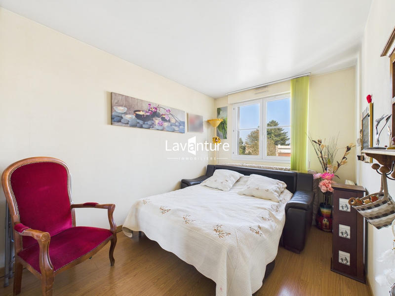 Appartement - 81 m² - 4 pièces