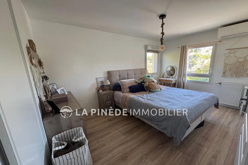 Appartement - 83 m² - 4 pièces
