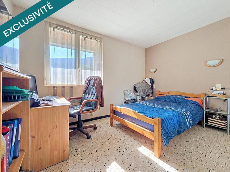 Maison - 177 m² - 9 pièces