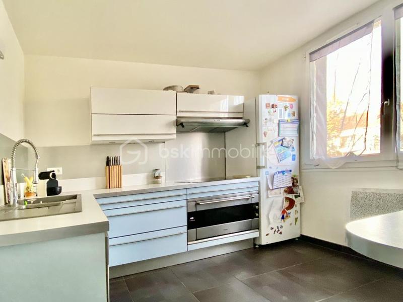 Pavillon - 160 m² - 7 pièces