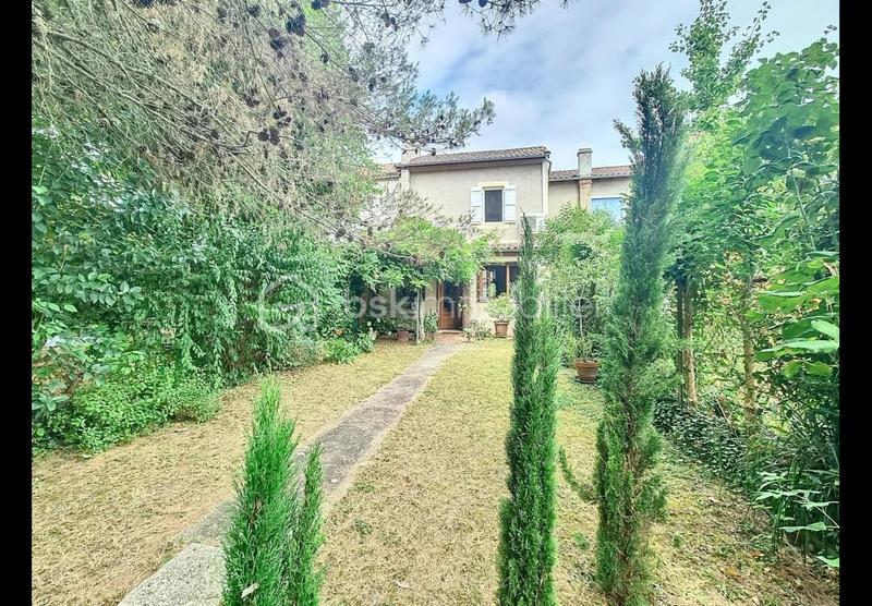 Maison de ville - 88 m² - 3 pièces