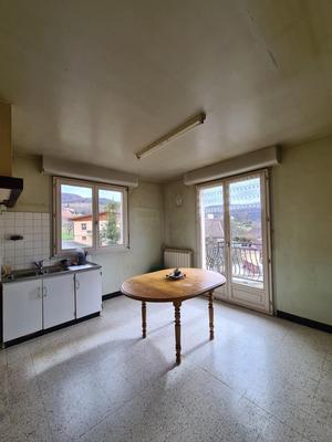 Maison - 83 m² - 4 pièces