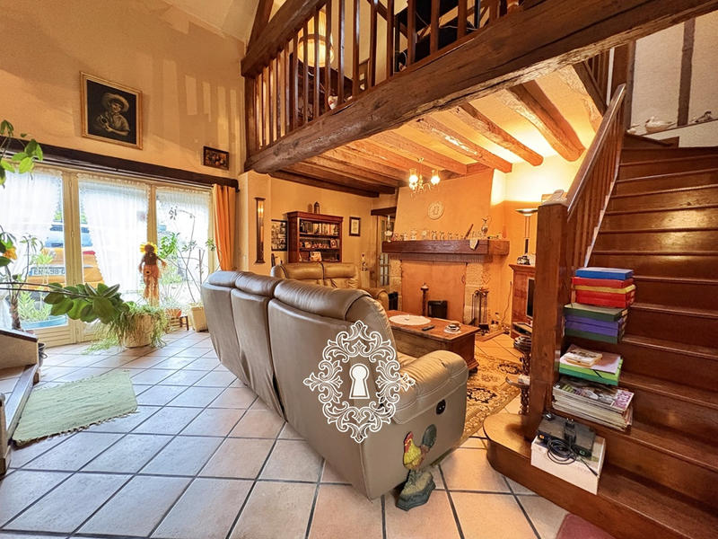 Maison - 195 m² - 5 pièces