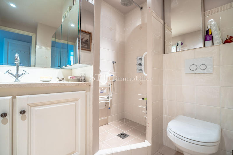 Appartement - 95 m² - 3 pièces