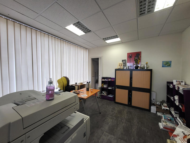 Local commercial - 63 m² - 3 pièces