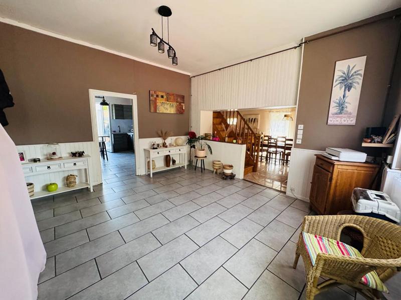 Maison - 144 m² - 6 pièces