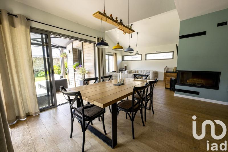 Maison - 192 m² - 7 pièces