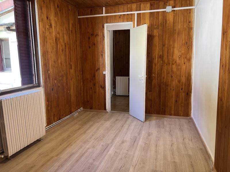 Maison - 200 m² - 8 pièces