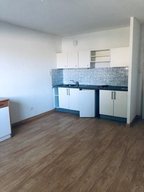 Studio - 25 m² - 1 pièce