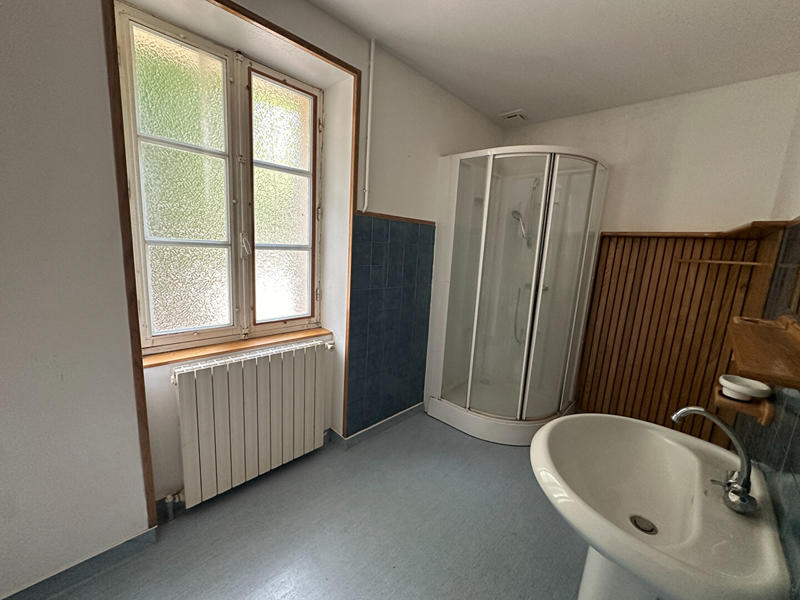 Maison - 184 m² - 7 pièces