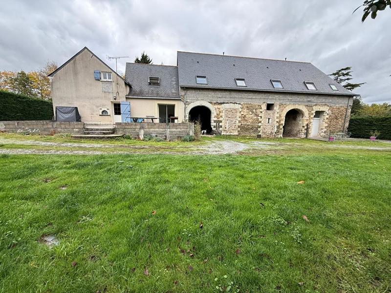 Maison - 229 m² - 11 pièces