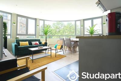 Chambre - 11 m² - 1 pièce