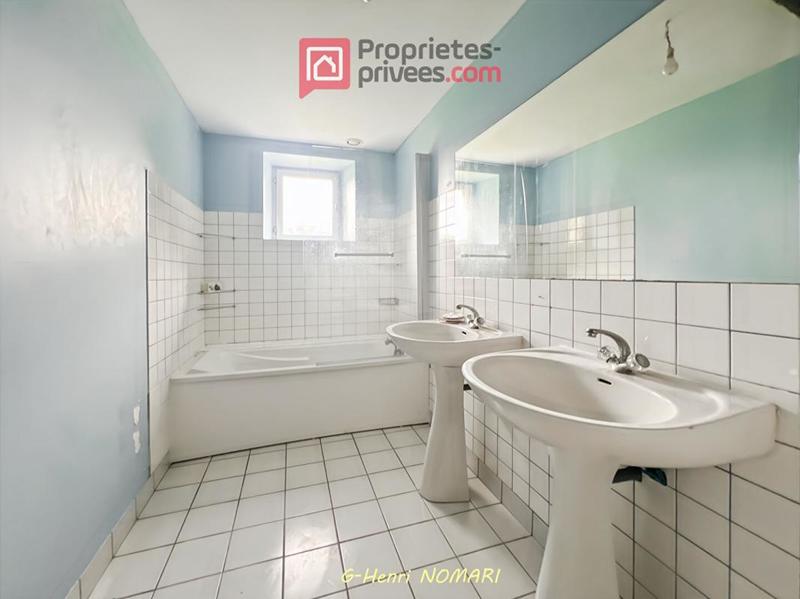 Maison - 140 m² - 7 pièces