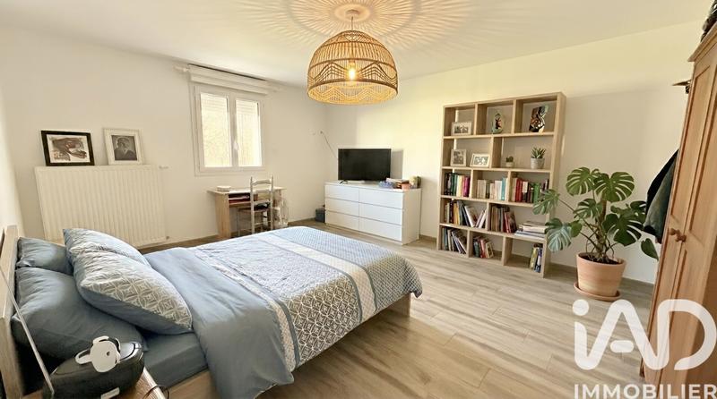 Maison - 212 m² - 8 pièces