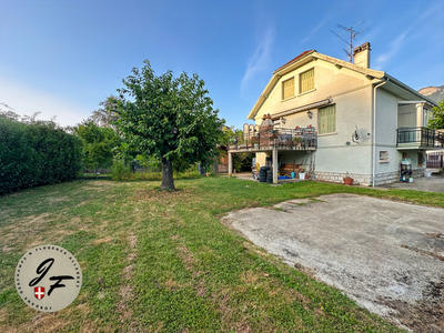 Maison - 130 m² - 5 pièces