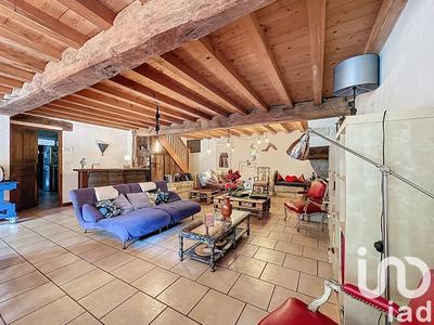 Maison - 313 m² - 15 pièces