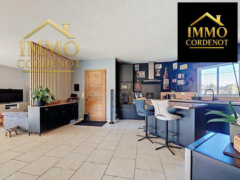 Maison - 141 m² - 6 pièces