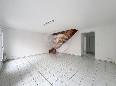 Maison - 106 m² - 4 pièces