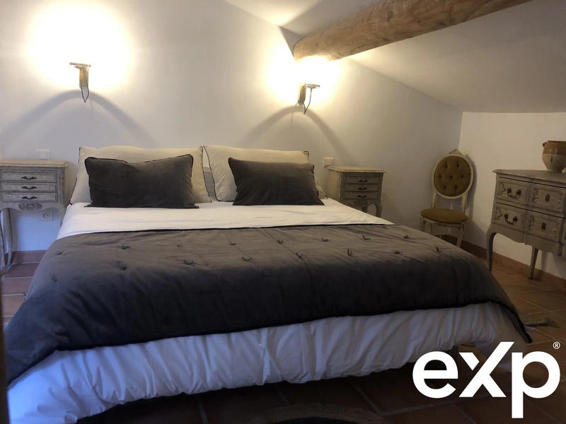 Maison traditionnelle - 95 m² - 3 pièces