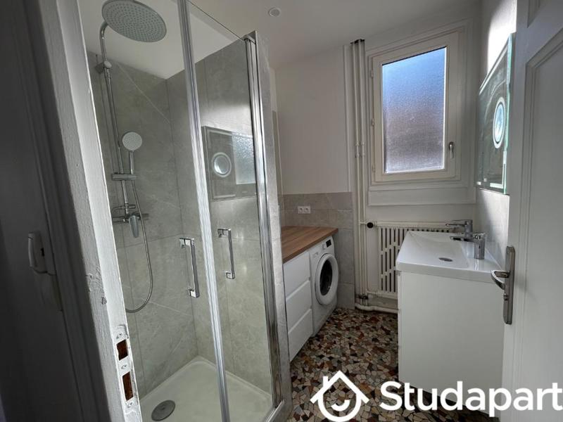 Chambre - 12 m² - 1 pièce