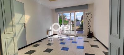 Maison - 95 m² - 5 pièces