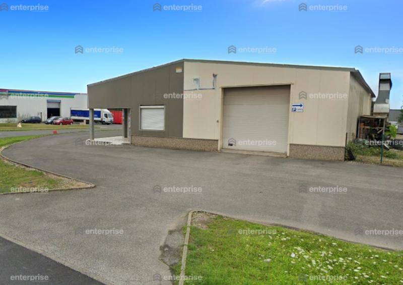Local d'activité / Entrepôt - 560 m²