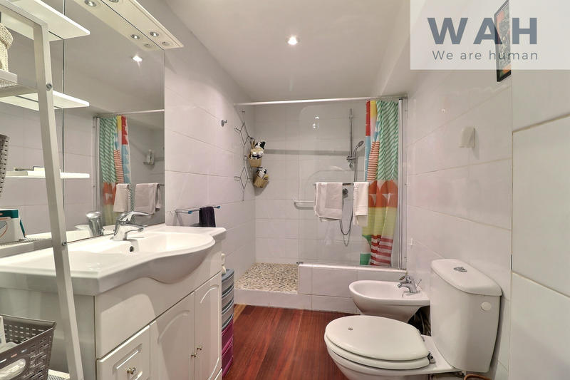 Maison - 195 m² - 8 pièces