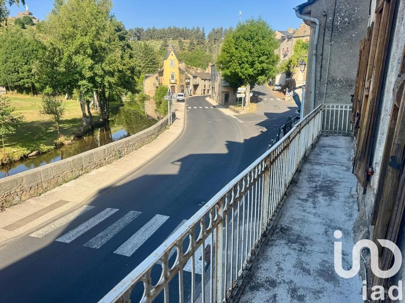 Maison de village - 210 m² - 5 pièces