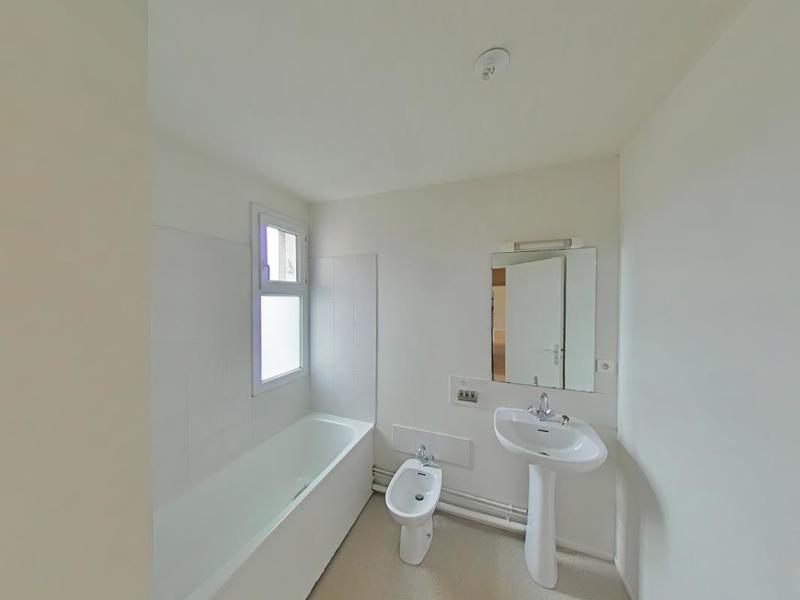 Appartement ancien - 67 m² - 3 pièces