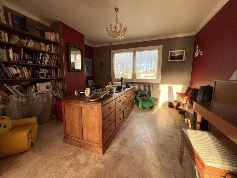 Maison - 127 m² - 6 pièces