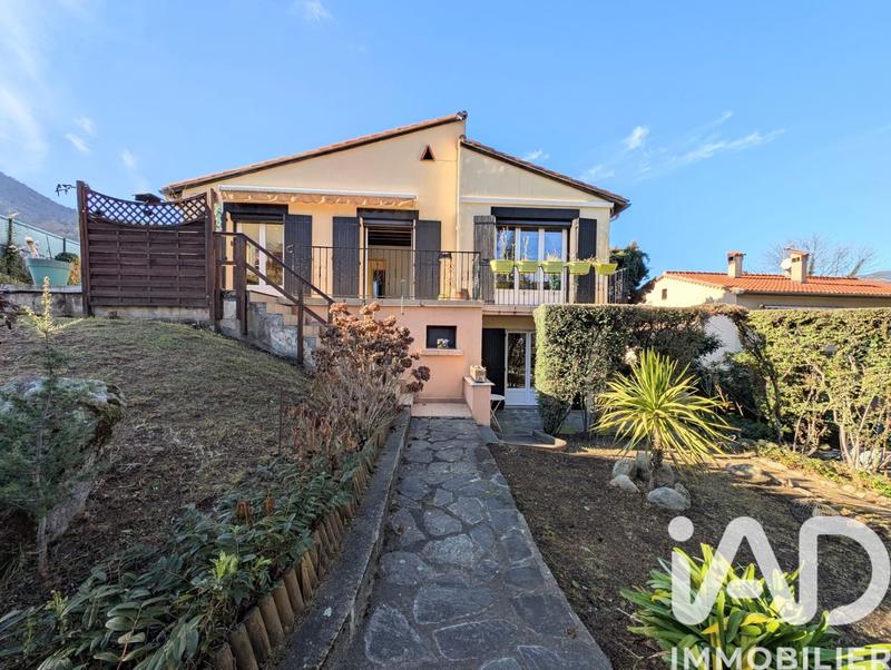 Maison - 170 m² - 6 pièces