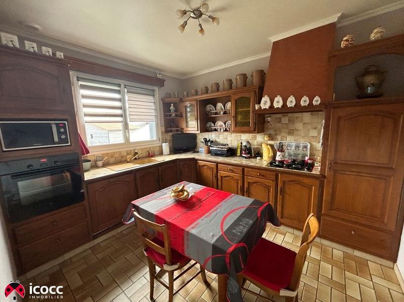 Pavillon - 120 m² - 8 pièces