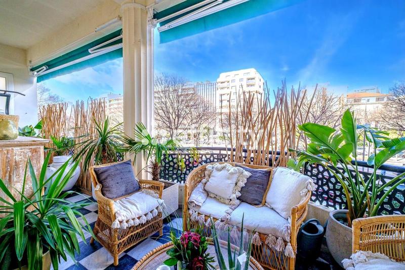 Appartement - 110 m² - 3 pièces