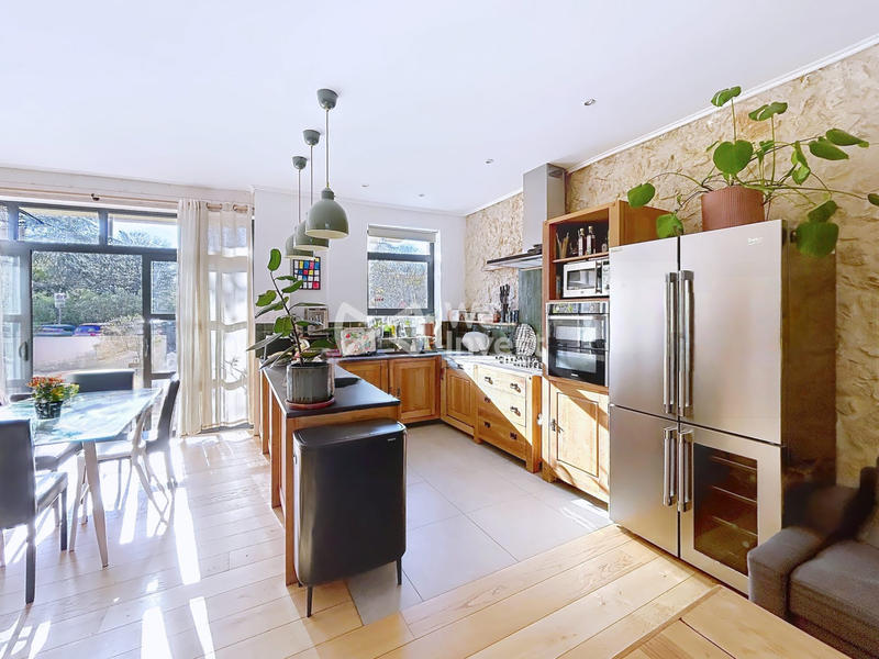 Villa - 140 m² - 5 pièces