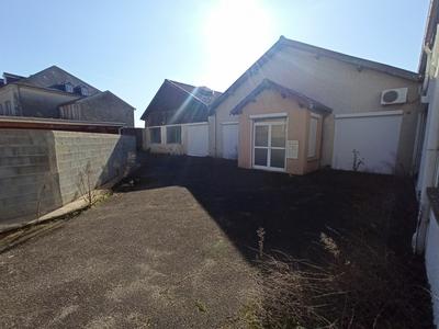 Local commercial - 167 m²