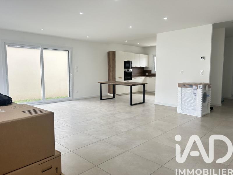 Maison - 137 m² - 6 pièces