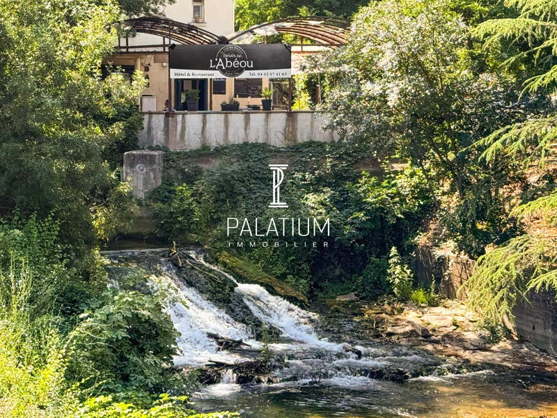 Fonds de commerce - Hôtellerie / Restauration - 200 m²