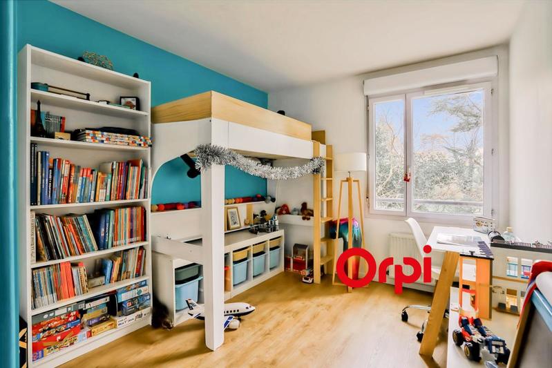 Appartement - 82 m² - 4 pièces