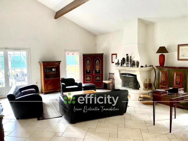 Maison - 160 m² - 8 pièces