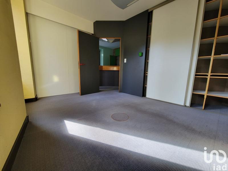 Bureau - 93 m²