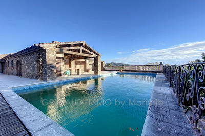 Maison - 498 m² - 10 pièces