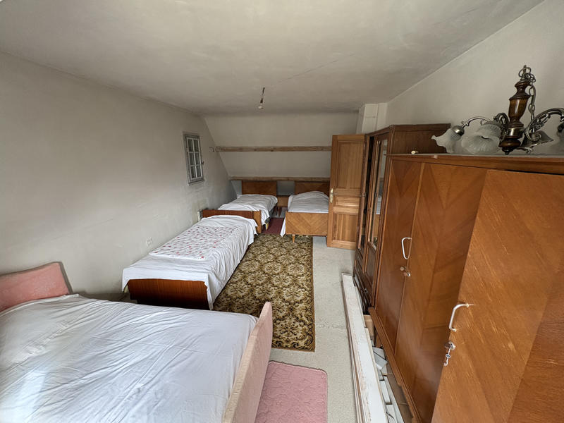 Maison - 200 m² - 6 pièces