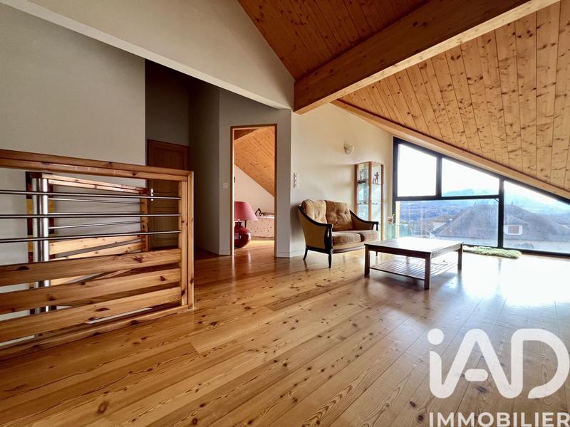 Châlet - 144 m² - 5 pièces