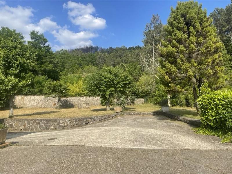 Maison - 132 m² - 7 pièces