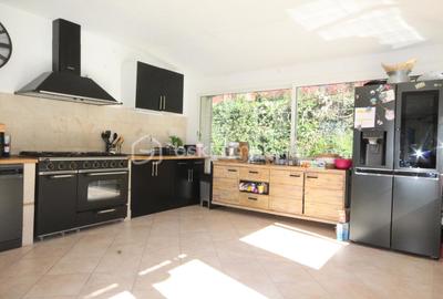 Villa - 149 m² - 8 pièces