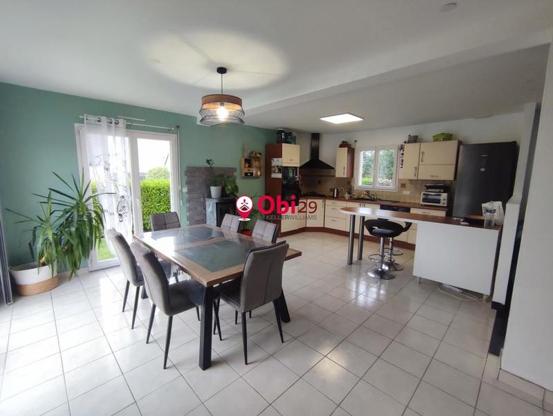 Maison - 92 m² - 4 pièces