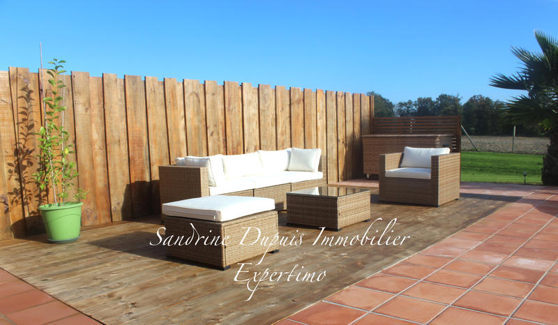 Maison - 230 m² - 9 pièces