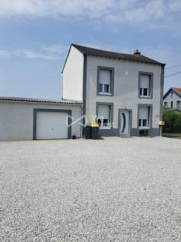 Maison - 140 m² - 8 pièces