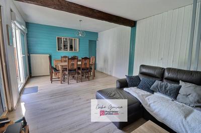 Maison - 84 m² - 4 pièces