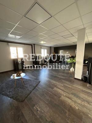 Local d'activité / Entrepôt - 700 m²